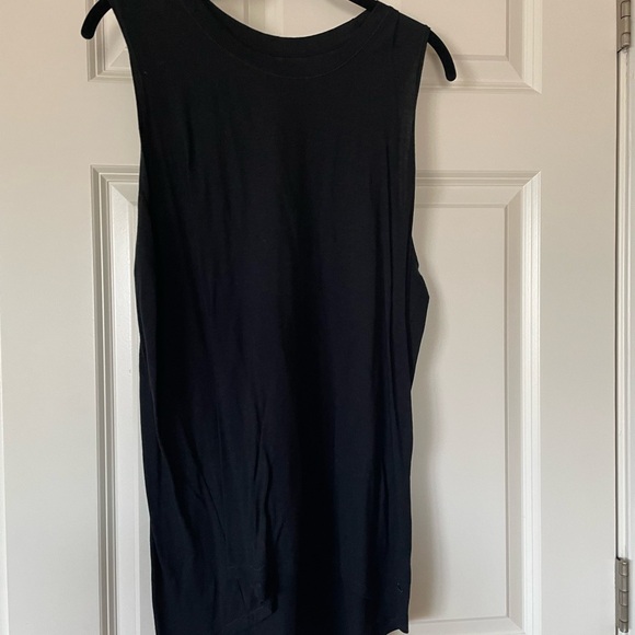 Tank Top Bundle - Picture 5 of 9